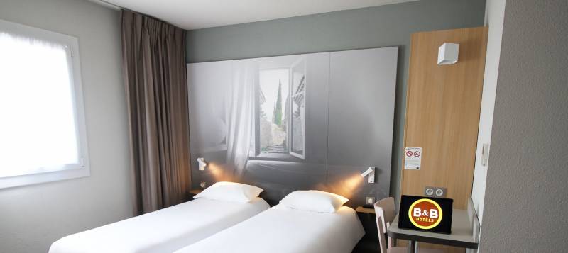 La chambre avec 2 lits de l'hôtel B&B Valence TGV Romans à Alixan